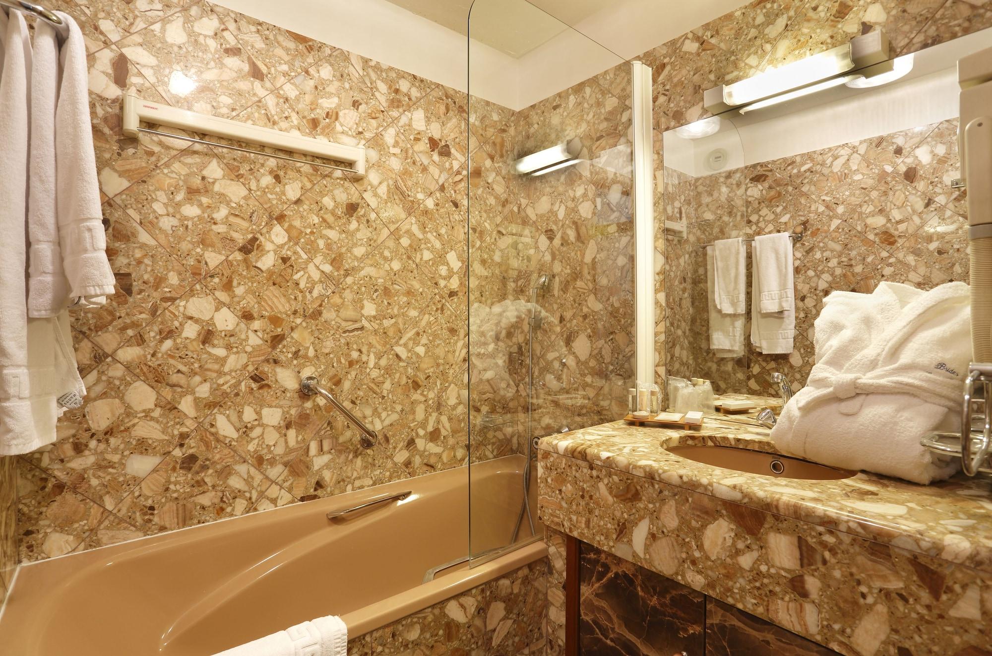 Hotel Amelie บรีดเดอ-เล-แบ็ง ภายนอก รูปภาพ